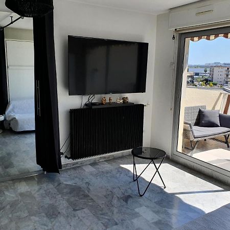 Superbe Appartement Plage Saint-Laurent Du Var Ngoại thất bức ảnh