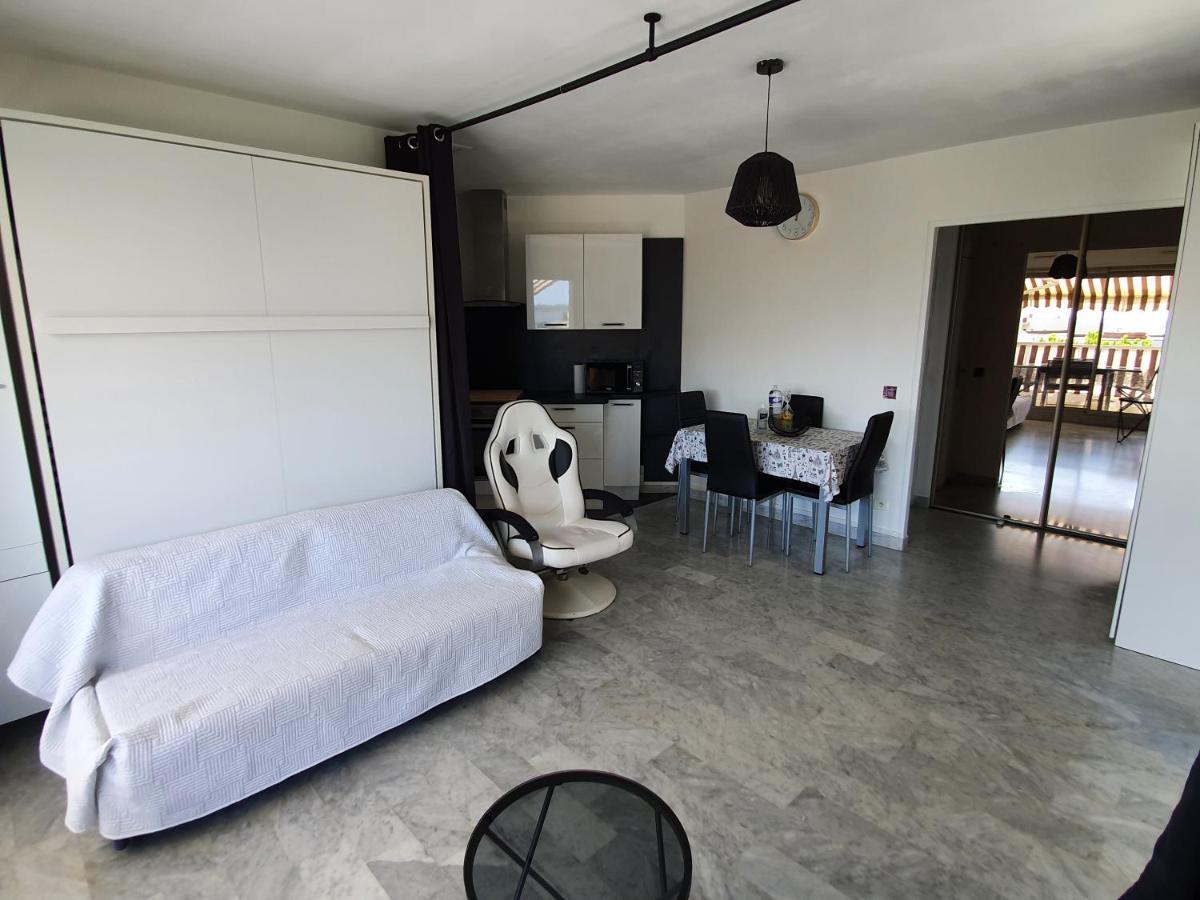 Superbe Appartement Plage Saint-Laurent Du Var Ngoại thất bức ảnh